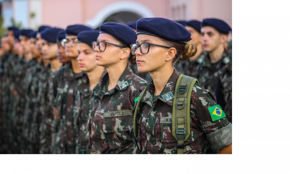 Exército passará a ter oficiais mulheres da Arma de Comunicações