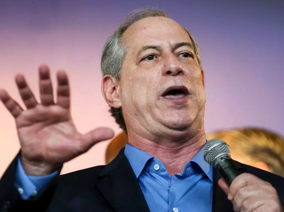 “Será possível que não aprendemos nada? Lula foi parar na cadeia”, afirma Ciro Gomes durante palestra