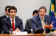 BRASIL: DEPUTADO BATE BOCA COM HADDAD NA CÂMARA