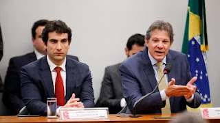 BRASIL: DEPUTADO BATE BOCA COM HADDAD NA CÂMARA