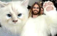 Jared Leto usa fantasia gigante da gata “Choupette” em homenagem a estilista no Met Gala