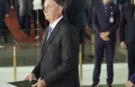 URGENTE: Bolsonaro anuncia que vai processar Lula por acusação sobre “mansão” de Cid e responsabilização pelas mortes na pandemia