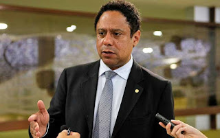 BRASIL: RELATOR DO PL DA CENSURA MUDA ESTRATÉGIA PARA TENTAR APROVAÇÃO NA CÂMARA