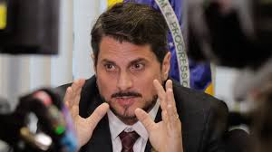 BRASIL: SENADOR REVELA DETALHES DA POSIÇÃO DE FLAVIO DINO DURANTE INVASÕES DE 8 DE JANEIRO