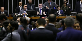 BRASIL: PACHECO ADOTA MUDA POSTURA SOBRE CPMI DO 8 DE JANEIRO E AUMENTA TENSÃO NO CONGRESSO