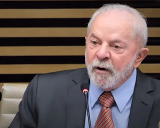 BRASIL: LULA REAGE A COMENTÁRIOS SOBRE DERROTAS NO CONGRESSO E DEMONSTRA INCÔMODO