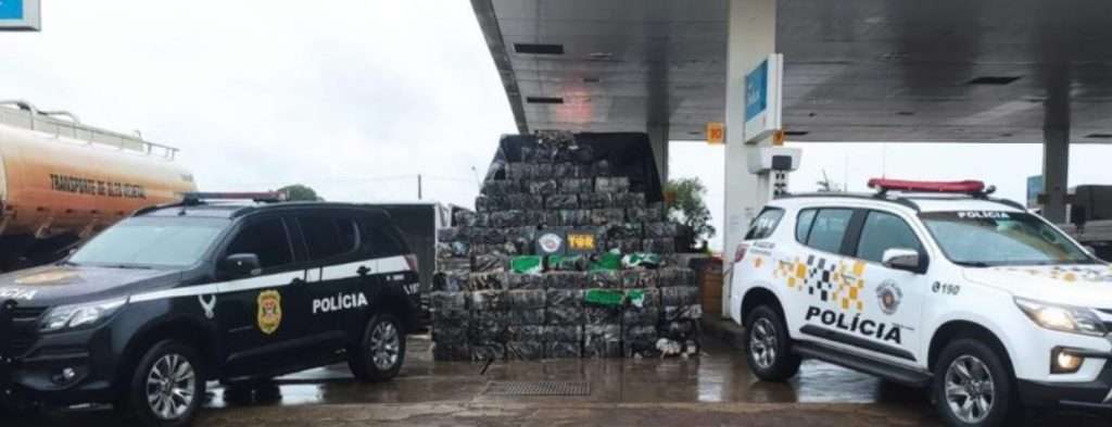 Polícia Rodoviária apreende cinco toneladas de maconha