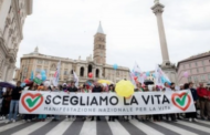 Milhares de pessoas se juntam à Marcha Pró-Vida da Itália