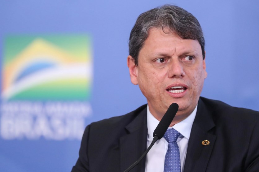Tarcísio sanciona novo salário mínimo de R$1.550 em SP; veja quem tem direito