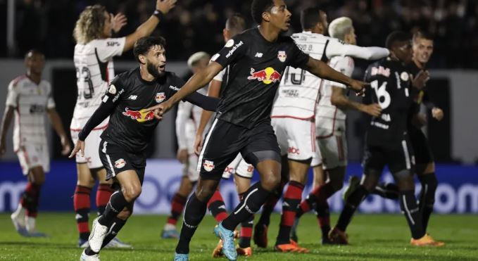 Flamengo leva “enfiada” de 4×0 do Bragantino pelo brasileirão; veja os melhores momentos