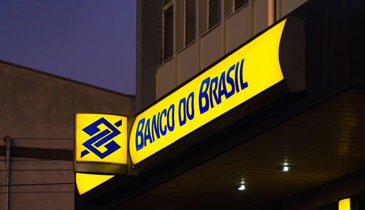 BB patrocina Parada Gay e lança cartão para trans