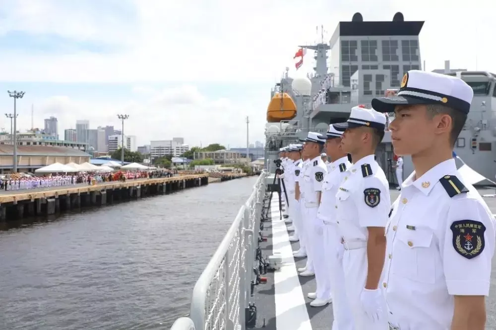 Marinha do Brasil recebe Força Naval da China