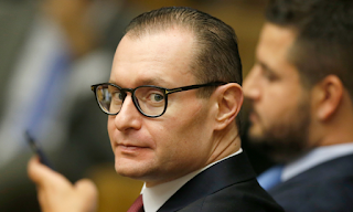 BRASIL: BIA KICIS REVELA BASTIDORES DAS ARTICULAÇÕES PELA APROVAÇÃO DO ADVOGADO DE LULA COMO MINISTRO DO STF