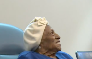 Aos 107 anos, idosa diz que segredo para longevidade está na Bíblia