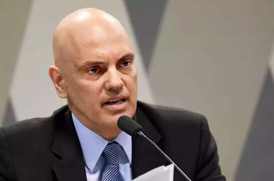 Ministro Alexandre de Moraes autoriza cacique Serere Xavante depor na Câmara Legislativa de Brasília