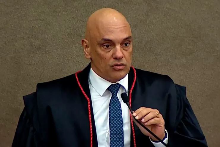 Moraes acompanha Toffoli para regionalizar piso da enfermagem, entenda