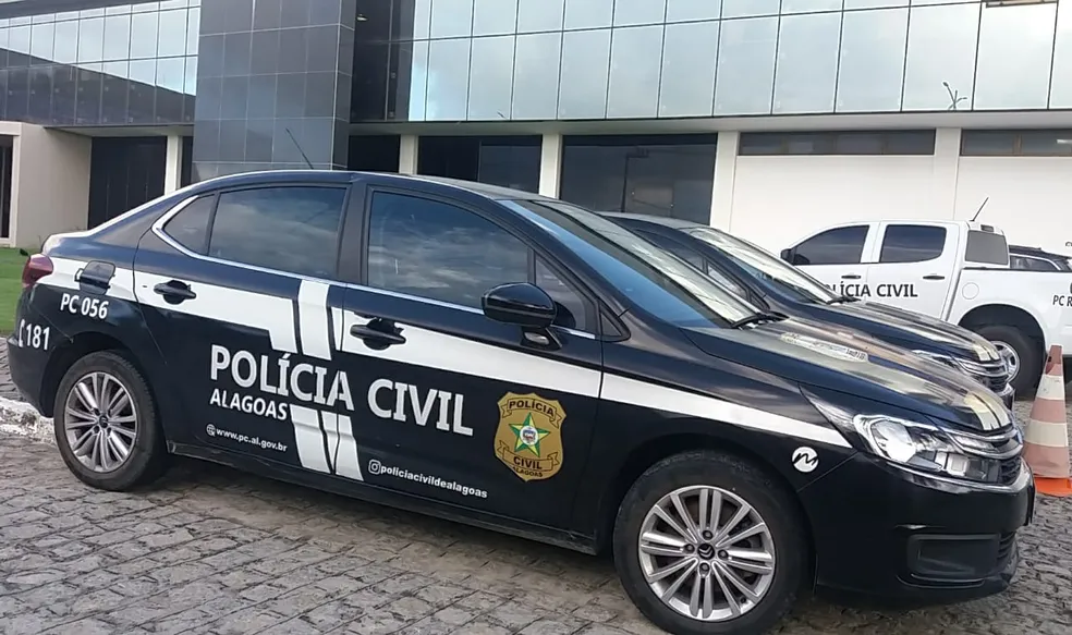 Mulher é presa por incentivar população a assassinar jovem que cometeu estupro em Maceió