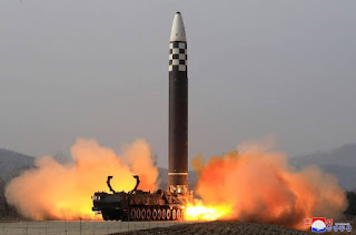 VÍDEO: DITADURA DA COREIA DO NORTE REVELA IMAGENS DE MÍSSIL INTERCONTINENTAL E AUMENTA TENSÃO