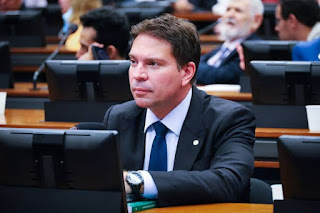 BRASIL: EX-DIRETOR DA ABIN FAZ NOVAS DENÚNCIAS CONTRA MORAES