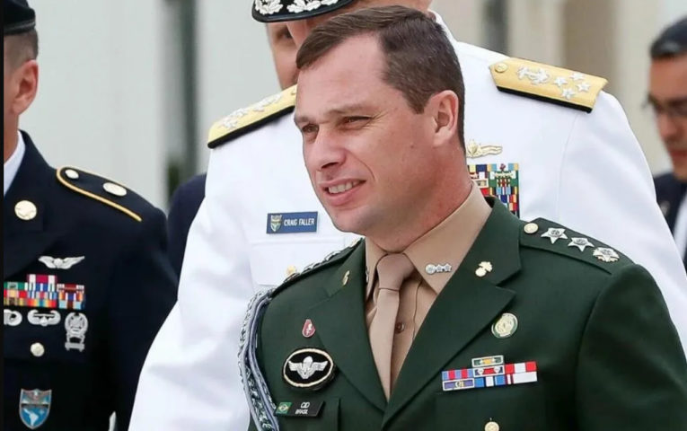 Acompanhe o depoimento de Mauro Cid na CPI do 08 de Janeiro