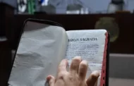 Justiça proíbe uso da frase 'sob a proteção de Deus' e leitura bíblica em sessões de Câmara Municipal