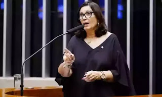 VÍDEO: BIA KICIS REVELA BASTIDORES DA APROVAÇÃO DA REFORMA DO GOVERNO LULA NA CÂMARA