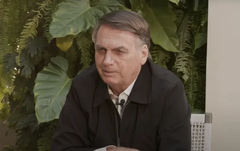 BOLSONARO SOBRE 2026: “SÓ ESTOU MORTO QUANDO ESTIVER ENTERRADO”