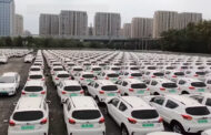 “Cemitério de carros elétricos” na CHINA tem milhares de veículos ABANDONADOS e especialistas APONTAM MOTIVOS; saiba quais