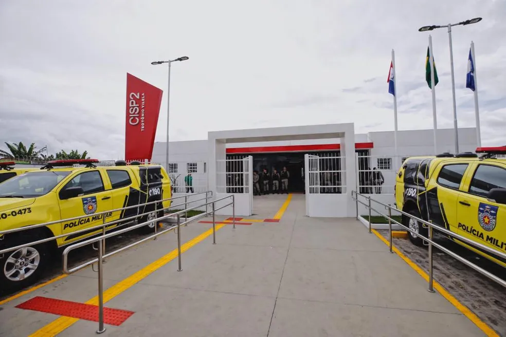 Suspeito se passa por cliente, pede cerveja e mata a tiros dono de bar em Teotônio Vilela, AL
