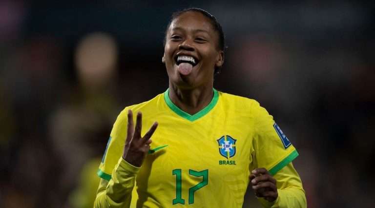 Com show de Ary Borges, Brasil faz 4 a 0 no Panamá em estreia na Copa