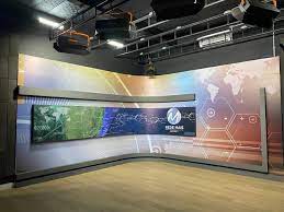 Apresentadora da Record revela amiga que ‘roubou’ seu marido: “Se explodam juntos”