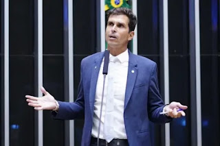 BRASIL: DEPUTADO LUIZ LIMA REBATE FALA PRÓ-LULA DO PRESIDENTE DO SUPREMO TRIBUNAL MILITAR