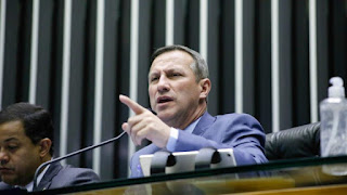 BRASIL: DEPUTADO SANDERSON REVELA CONVOCAÇÃO IMINENTE DE DOIS MINISTROS DE LULA PARA DAR EXPLICAÇÕES