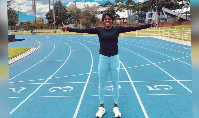 Atleta cristã que competia descalça conquista ouro em Campeonato Mundial: 