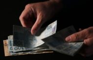 Procura por empréstimos cai 14% nos últimos 12 meses
