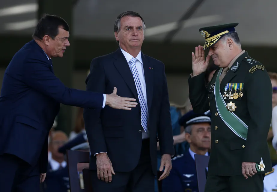 BOMBA: CPMI deve convocar General Freire Gomes e General Paulo Sérgio mesmo contra ministério da defesa: 