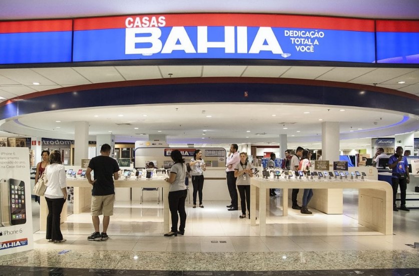 Casas Bahia planeja fechar até 100 lojas e demitir 6 mil funcionários