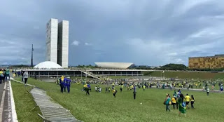 BRASIL: SENADORES PROTESTAM CONTRA “INVASÃO DE ATRIBUIÇÕES DO CONGRESSO” PELO STF