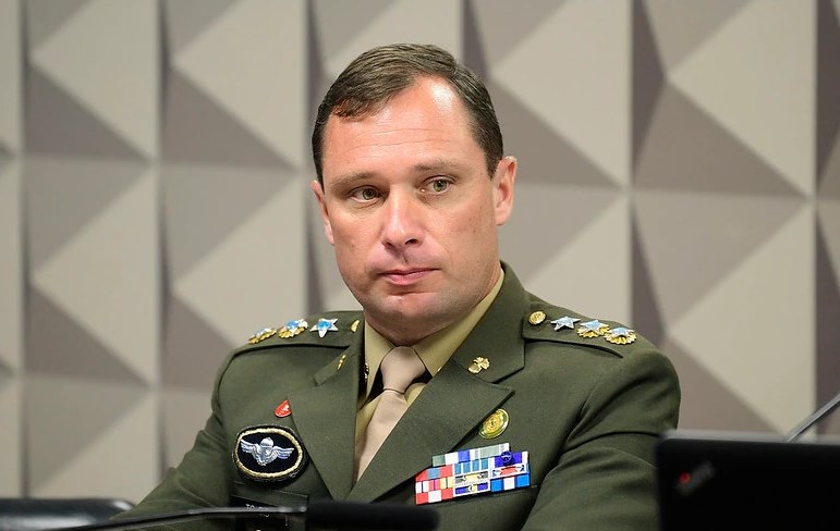 Juiz arquiva pedido de punição a Mauro Cid e chama ação contra Mauro Cid de 