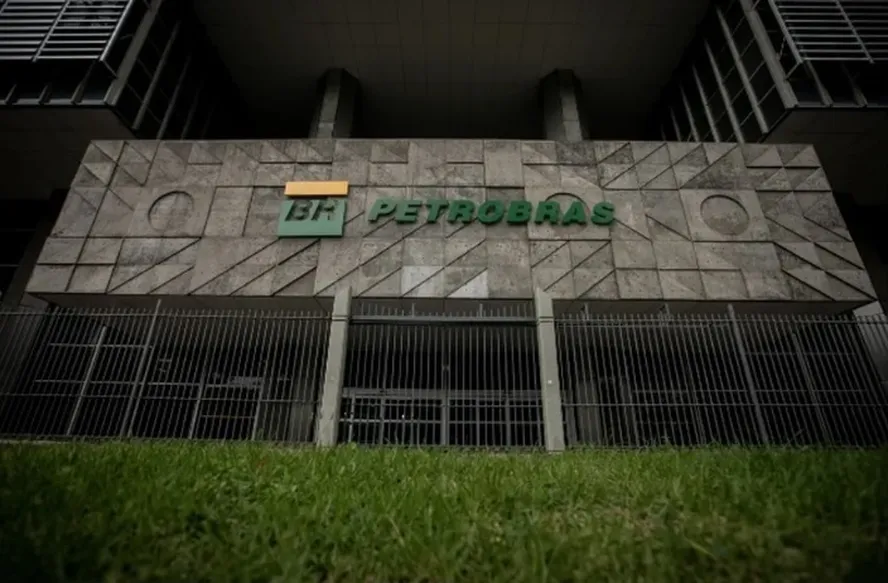 Efeito Lula? Petrobras deixa a lista das maiores empresas pagadoras de dividendos do mundo