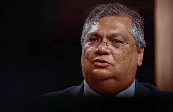 Dino explica sumiço de imagens de segurança em ofício enviado à CPMI