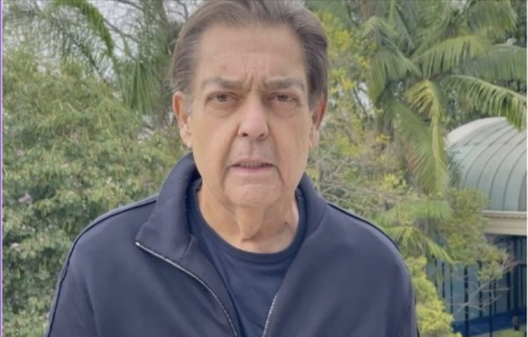 Faustão volta a ser internado dez dias após alta médica