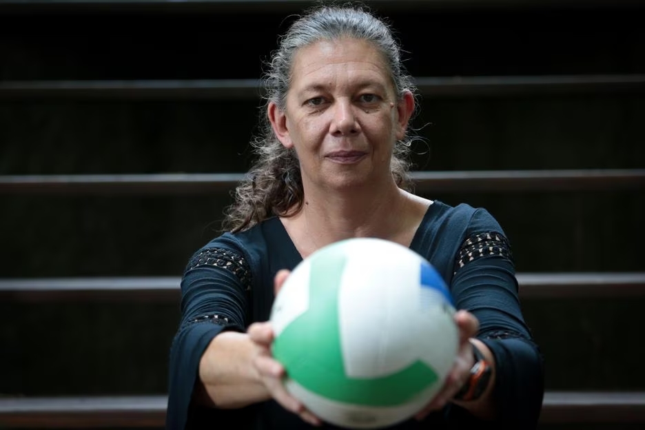 Centrão entra no governo Lula e Ana Moser entrega Esporte turbinado com dinheiro de aposta esportiva