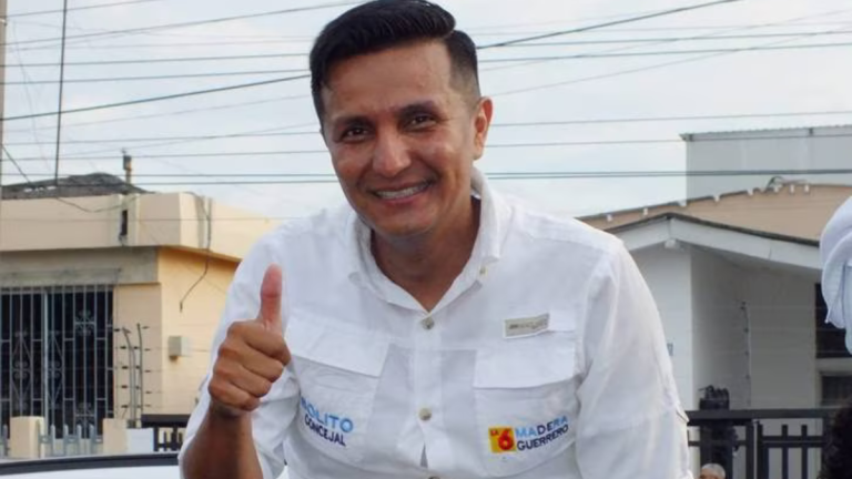 Vereador de direita é sequestrado e assassinado no Equador