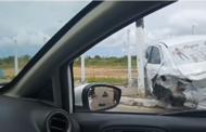 Após discussão, guarda municipal acelera carro com vizinha em cima do capô e provoca acidente em Maceió