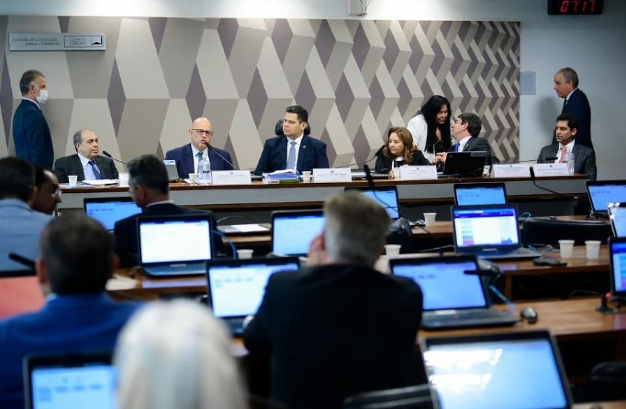 SENADO COMEÇA A DISCUTIR NOVA LEI DO IMPEACHMENT NESTA SEMANA