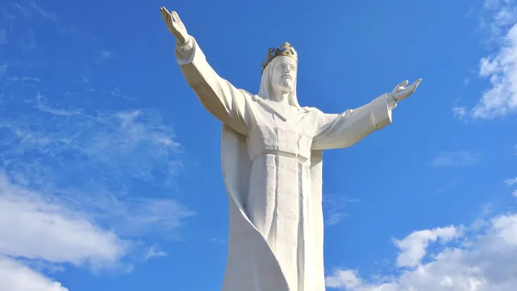Conheça estátuas de Cristo ao redor do mundo maiores que o Redentor no Rio