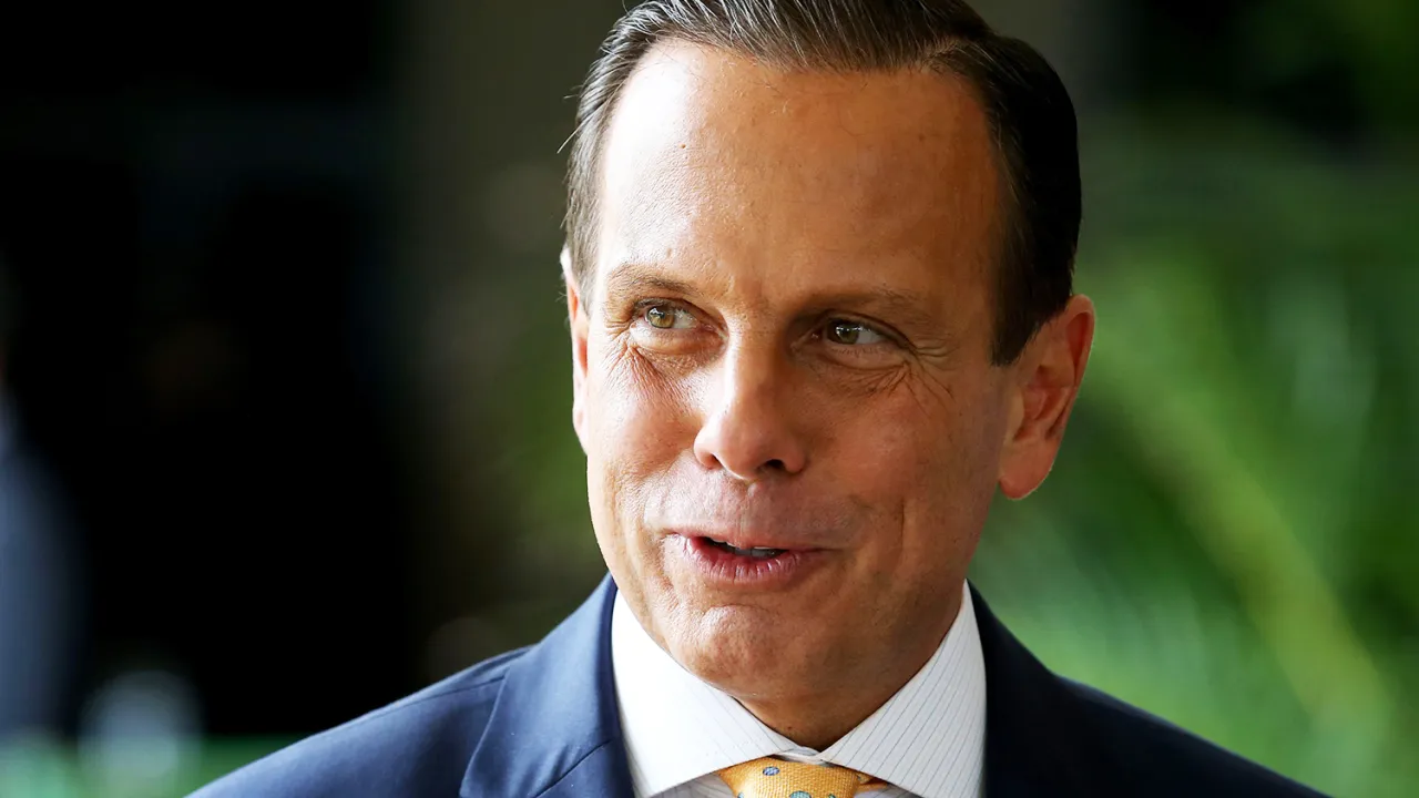 O pedido de desculpas de João Doria a Lula