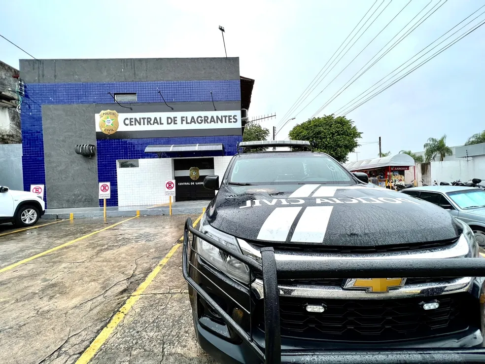 Mulher fere marido com faca após ser agredida e ameaçada em Maceió