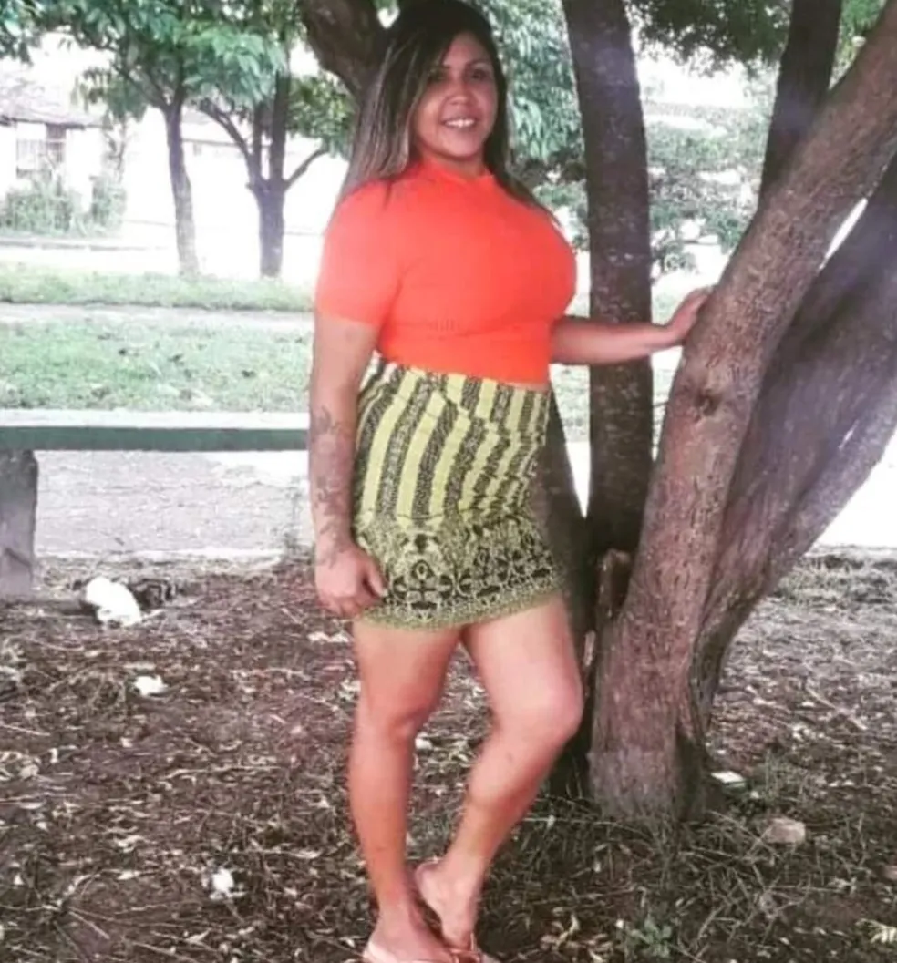 Baleada após sair de culto em igreja evangélica, mulher morre ao lado da bíblia que carregava em Maceió